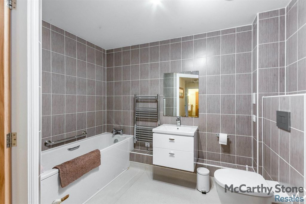 Additional image 15 of 2 bed flat for saleWardington Court, Welford Road, Northampton NN2