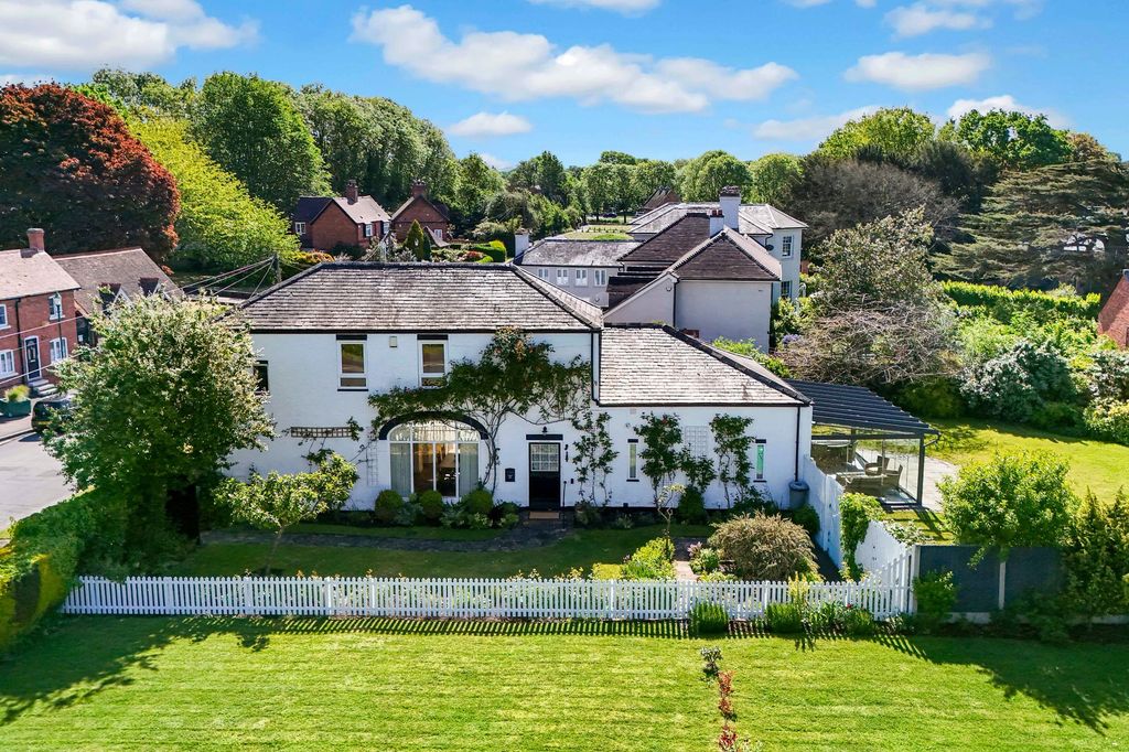 Property photo 1 of 30