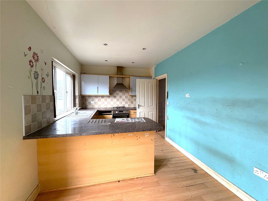 Property photo 2 of 18 Kitchen Diner