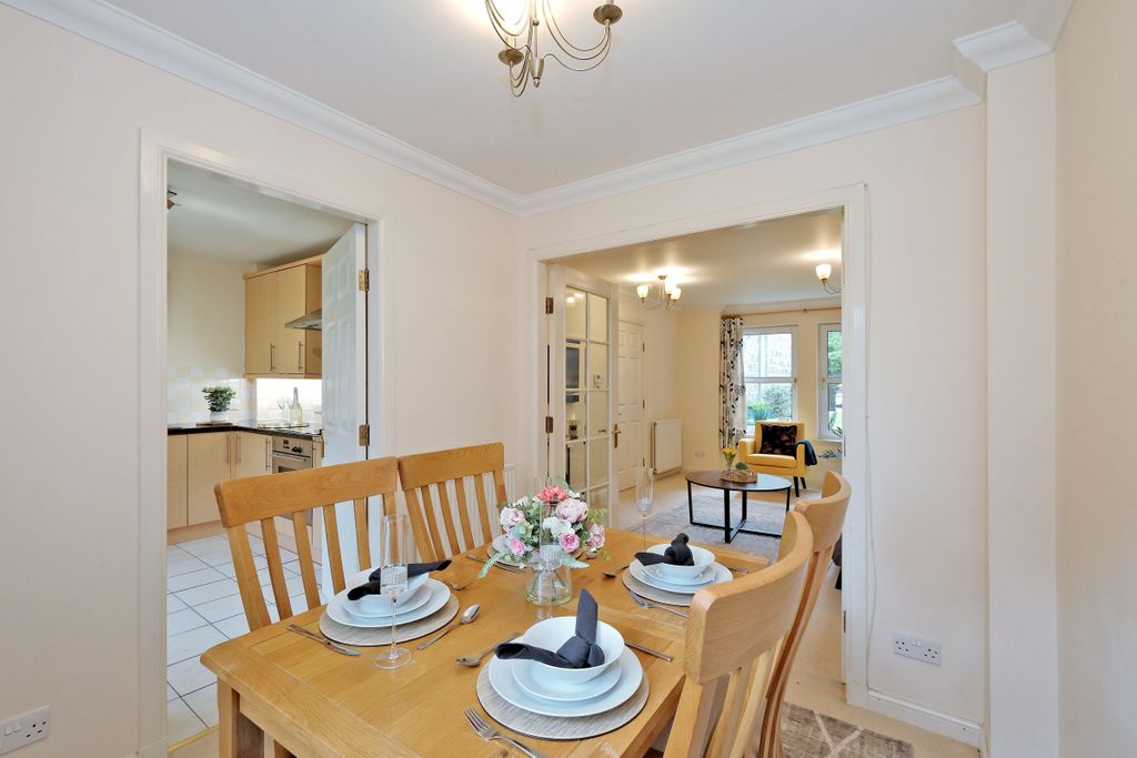 Additional image 5 of 2 bed flat for saleKing's Gate, The West End, Aberdeen AB15