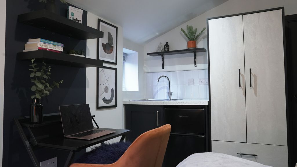 Property photo 3 of 14 659639_3_8408376