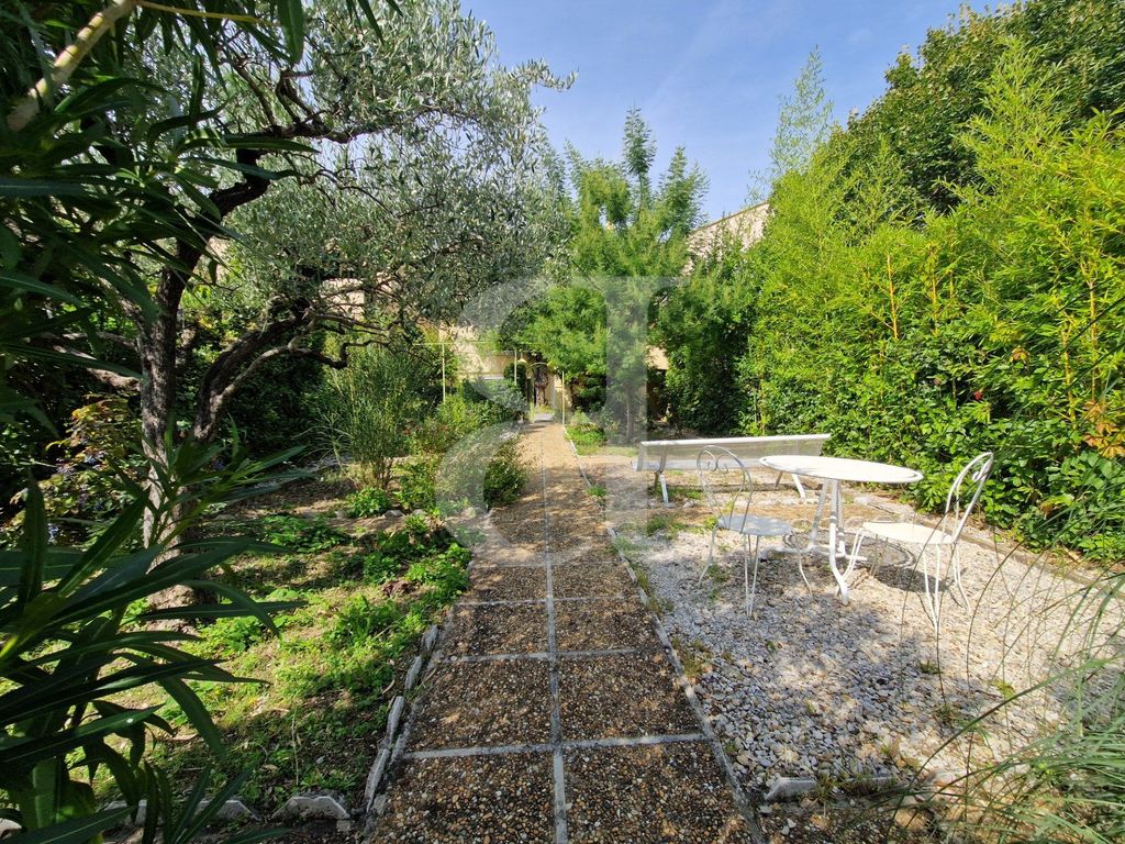 Property photo 2 of 26