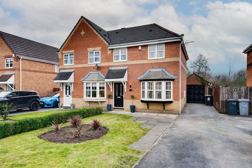 Property photo 1 of 19