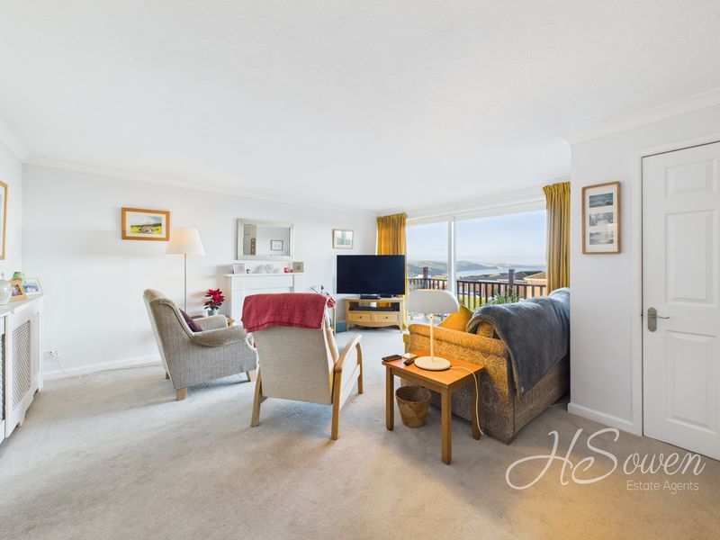 Property photo 3 of 20 Photo 6