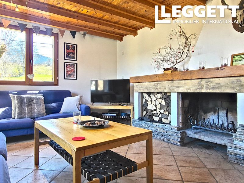 Property photo 3 of 10