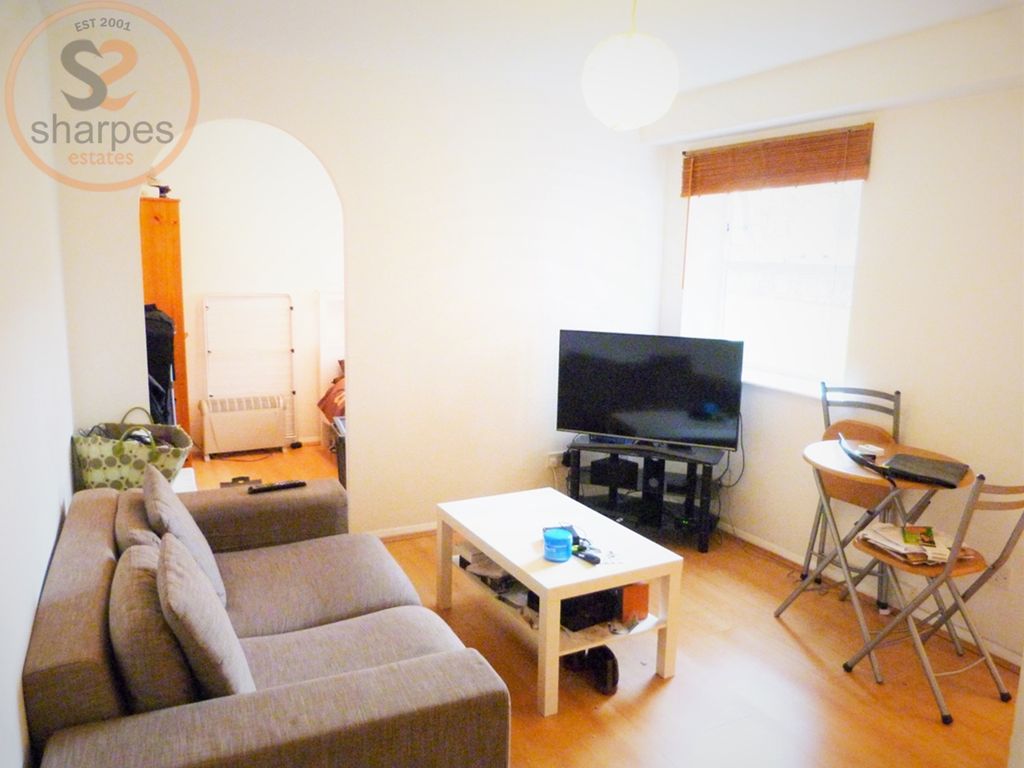 Property photo 3 of 15 Living Room.Jpg