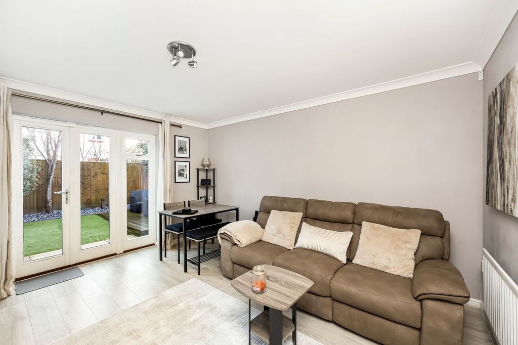 Property photo 2 of 17 Reception Room