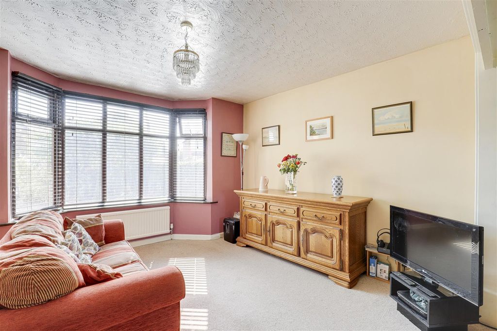 Property photo 3 of 21 1714.Jpg