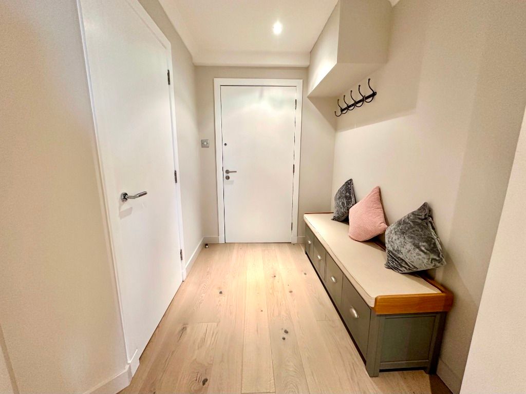 Property photo 3 of 28 Photo 3