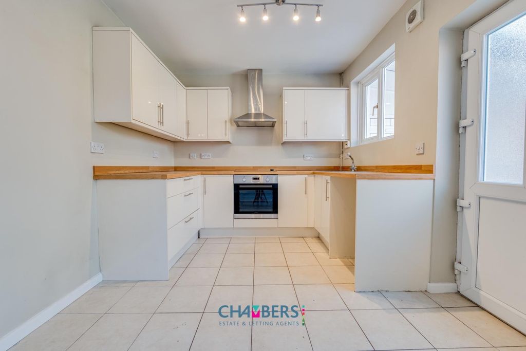 Property photo 3 of 30 Kitchen Diner