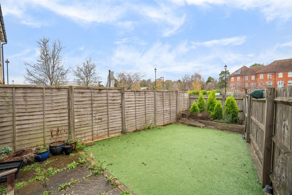 Property photo 3 of 25 Rear Garden