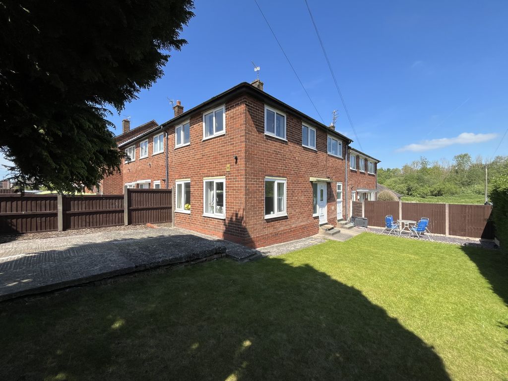 Property photo 1 of 18
