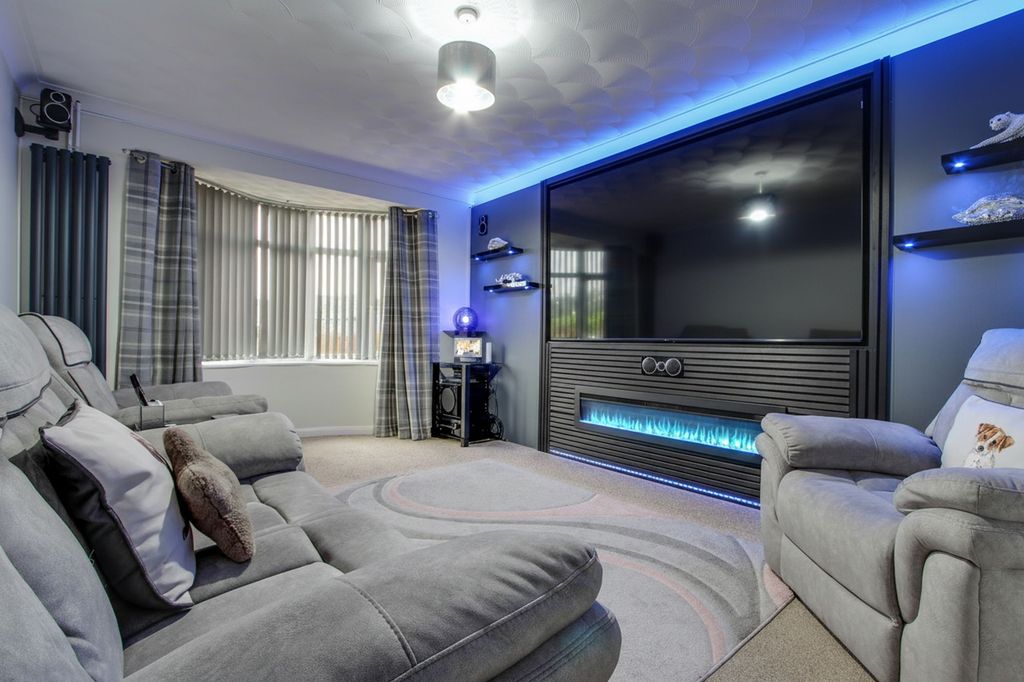 Property photo 3 of 48