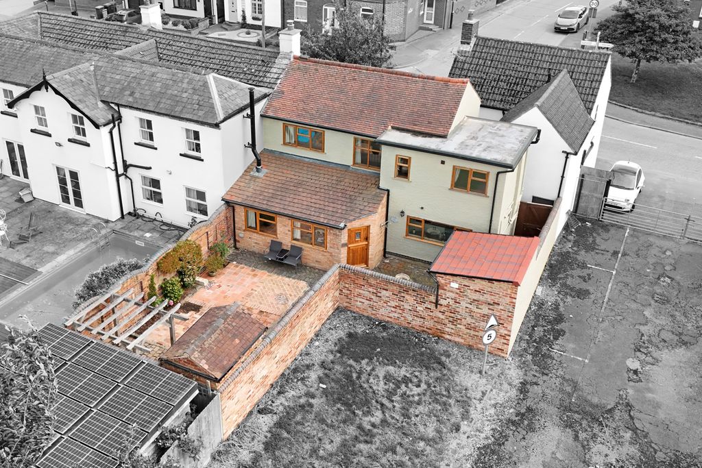 Property photo 2 of 22 A1