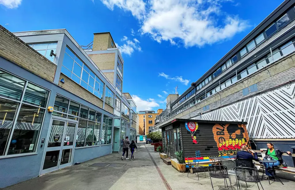 Property photo 1 of 5