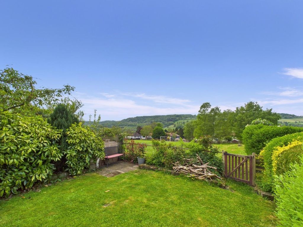Property photo 2 of 38 Cam03810G0-Pr0278-Still039.Jpg