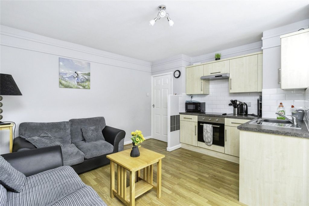 Property photo 3 of 17 Picture No. 03