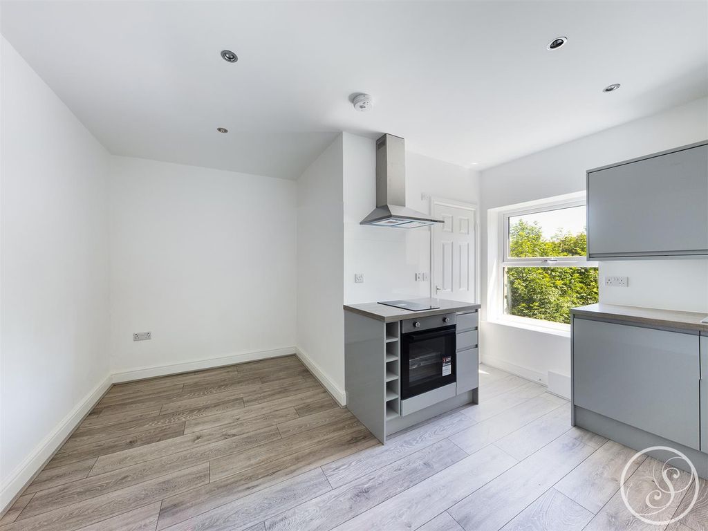 Property photo 2 of 4 Cam00511P1-Pr0117-Still08.Jpg