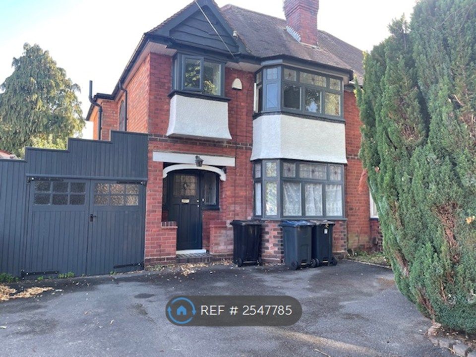 Property photo 2 of 28