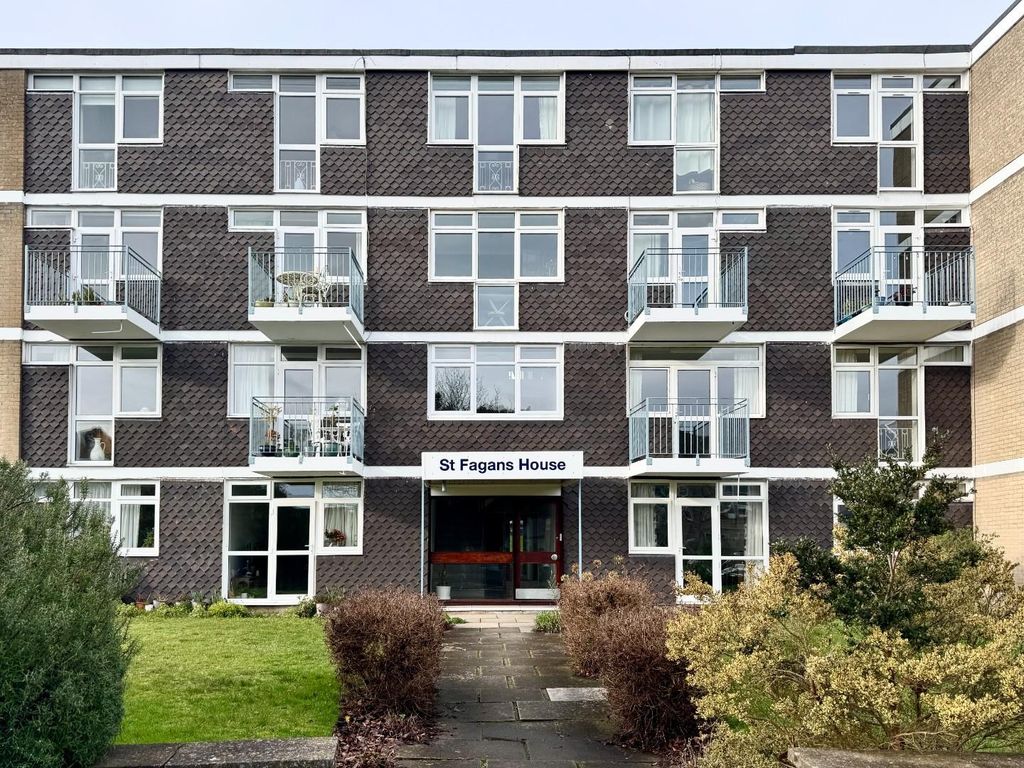 Property photo 1 of 14 Front