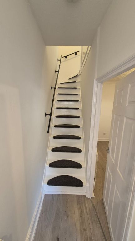 Property photo 2 of 13 Gallery