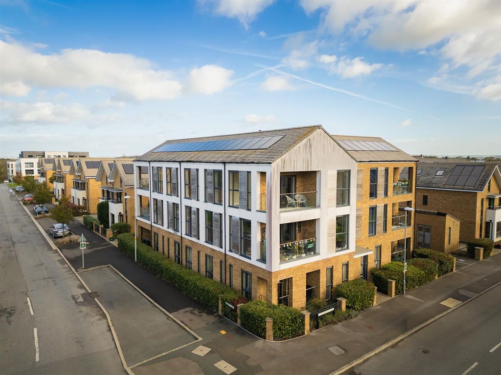 Property photo 1 of 13 Building Exterior