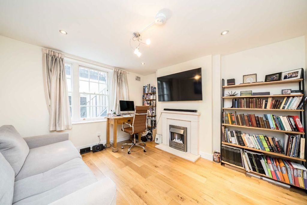Property photo 2 of 5