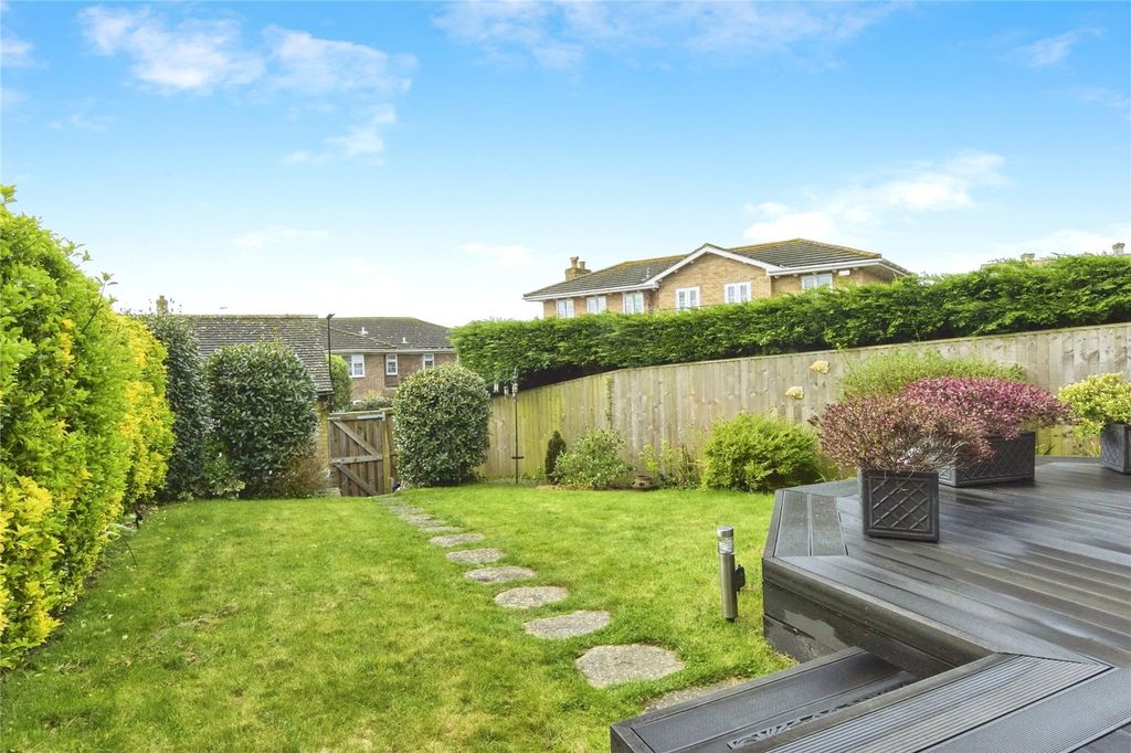 Property photo 2 of 15 Picture No. 01