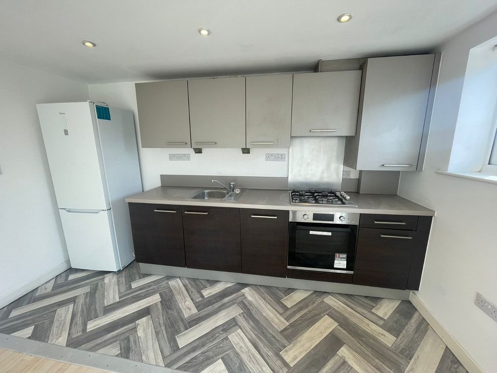 Property photo 3 of 7 Picture No. 04