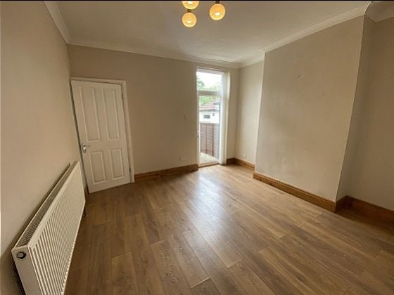 Property photo 3 of 13 Img_0404
