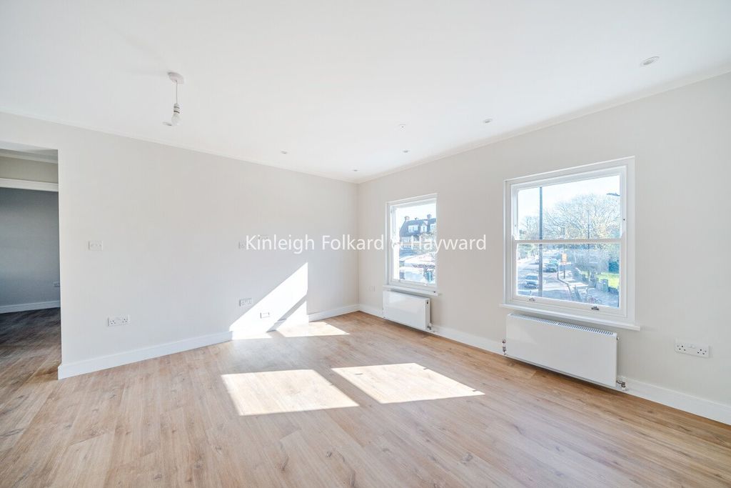 Property photo 2 of 13 Picture No. 28