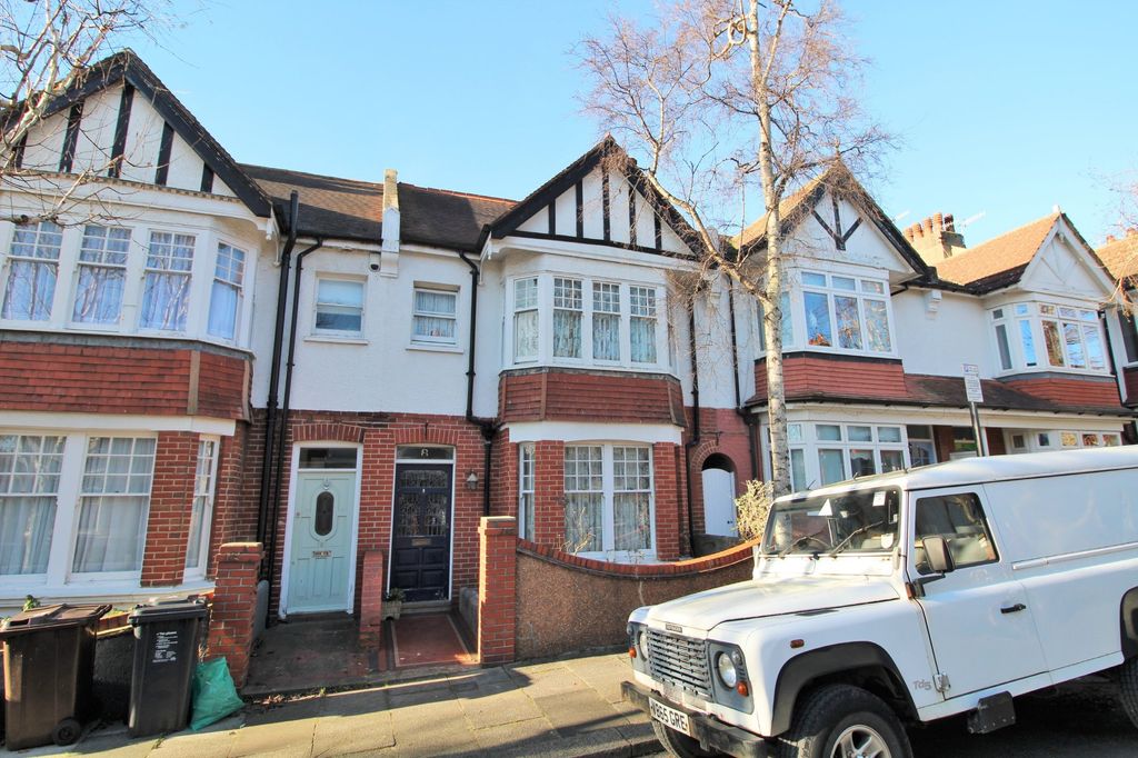 Property photo 1 of 28