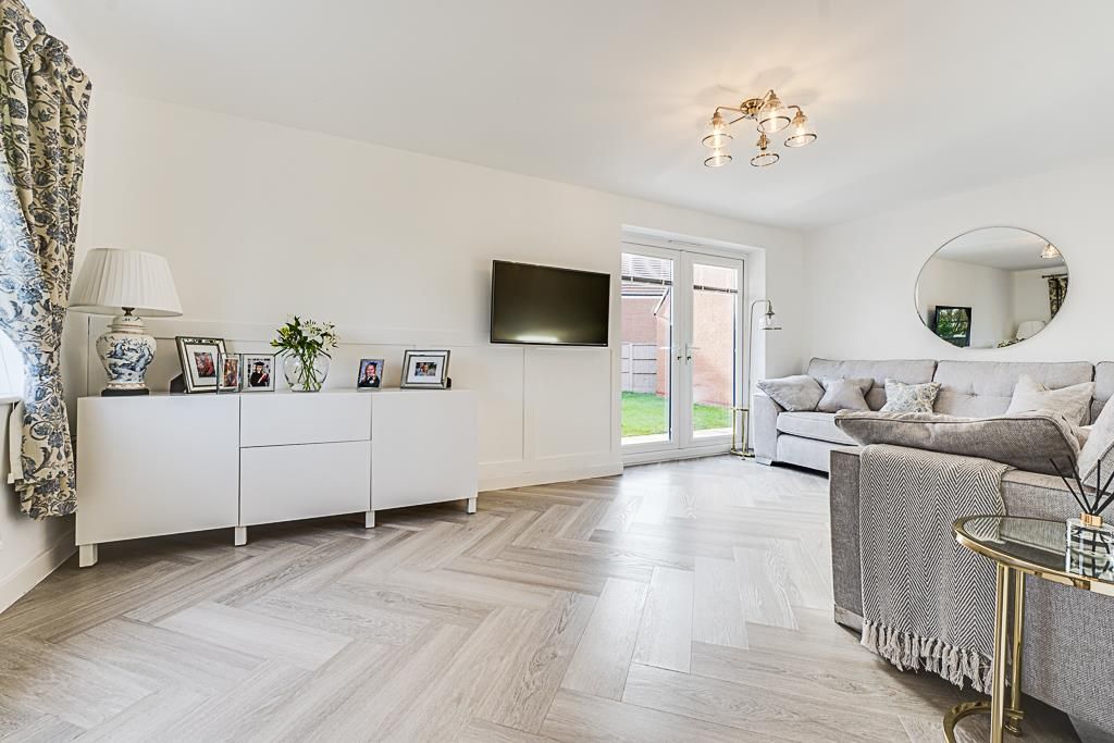 Property photo 3 of 33 3 Theobald Close, Barton Seagrave-21.Jpg
