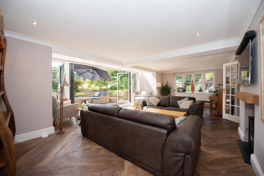 Additional image 15 of 7 bed detached house for saleMain Street, Nottingham NG2