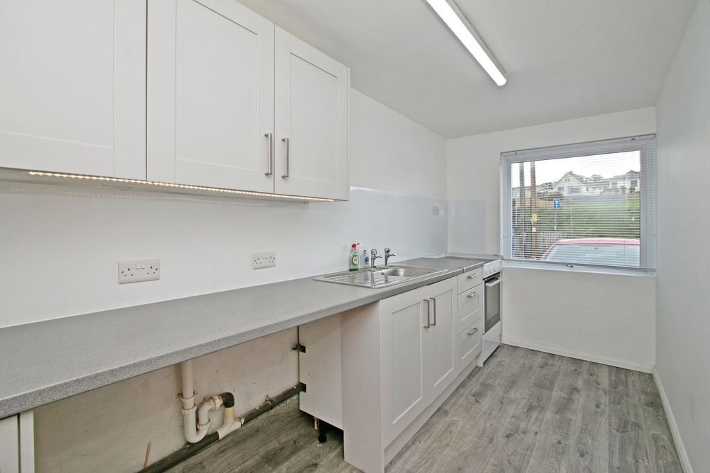 Property photo 3 of 24 Photo