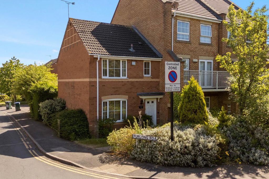 Property photo 1 of 18