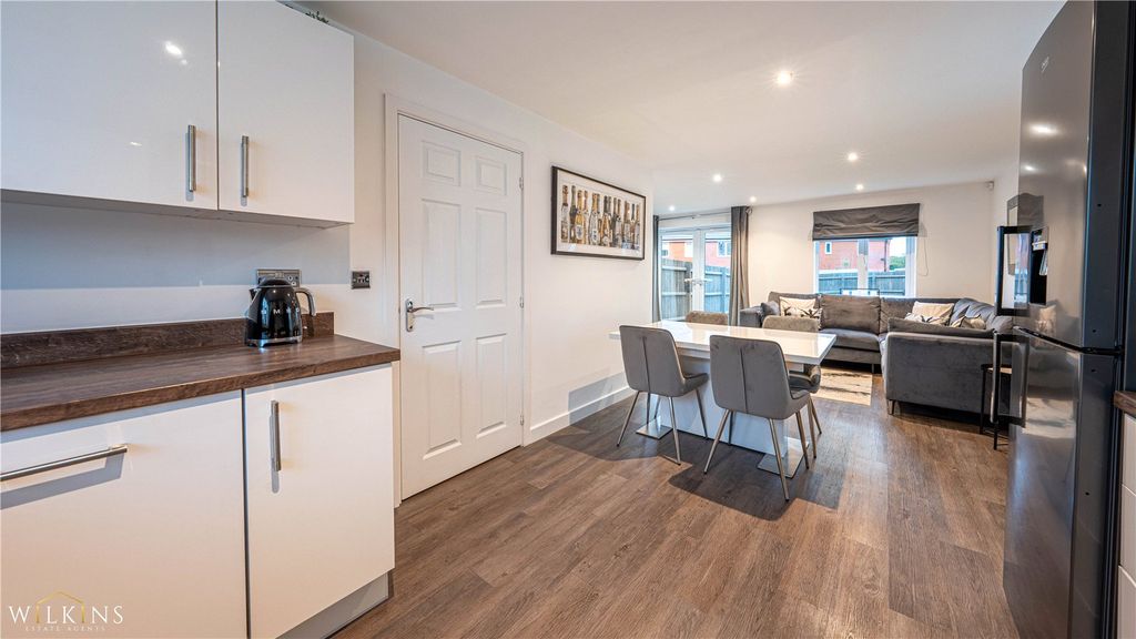 Property photo 3 of 33 Picture No. 03