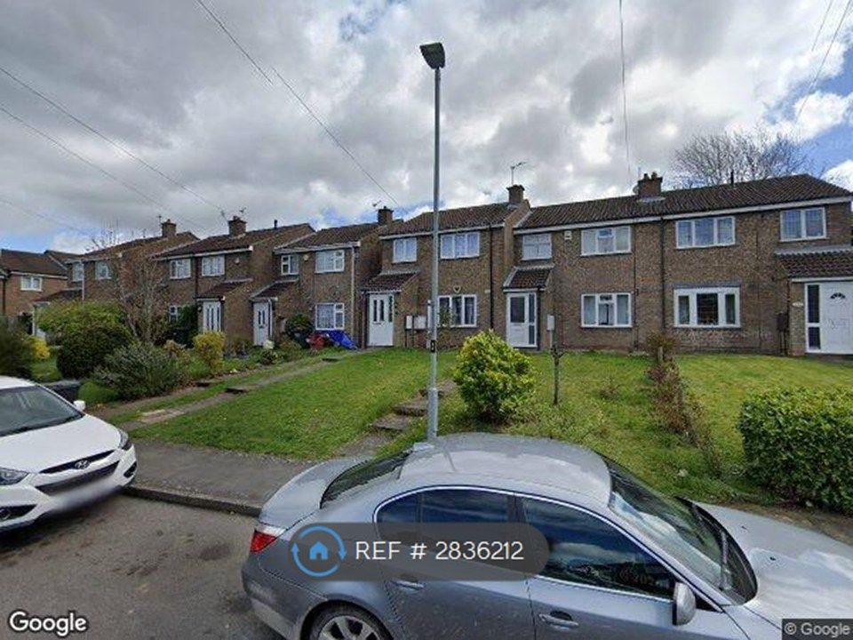 Property photo 2 of 11