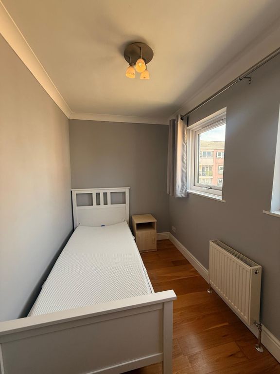 Property photo 2 of 30