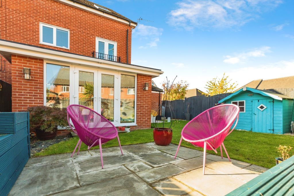 Property photo 2 of 22 2A8A2021-2-1031