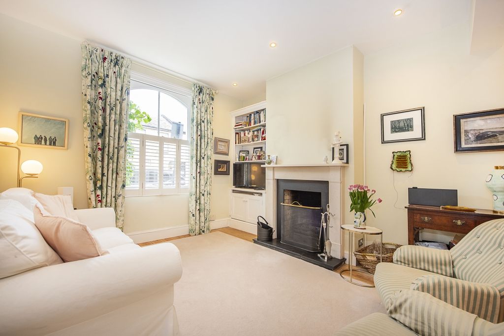 Property photo 1 of 25 35-Longfield-Stre...