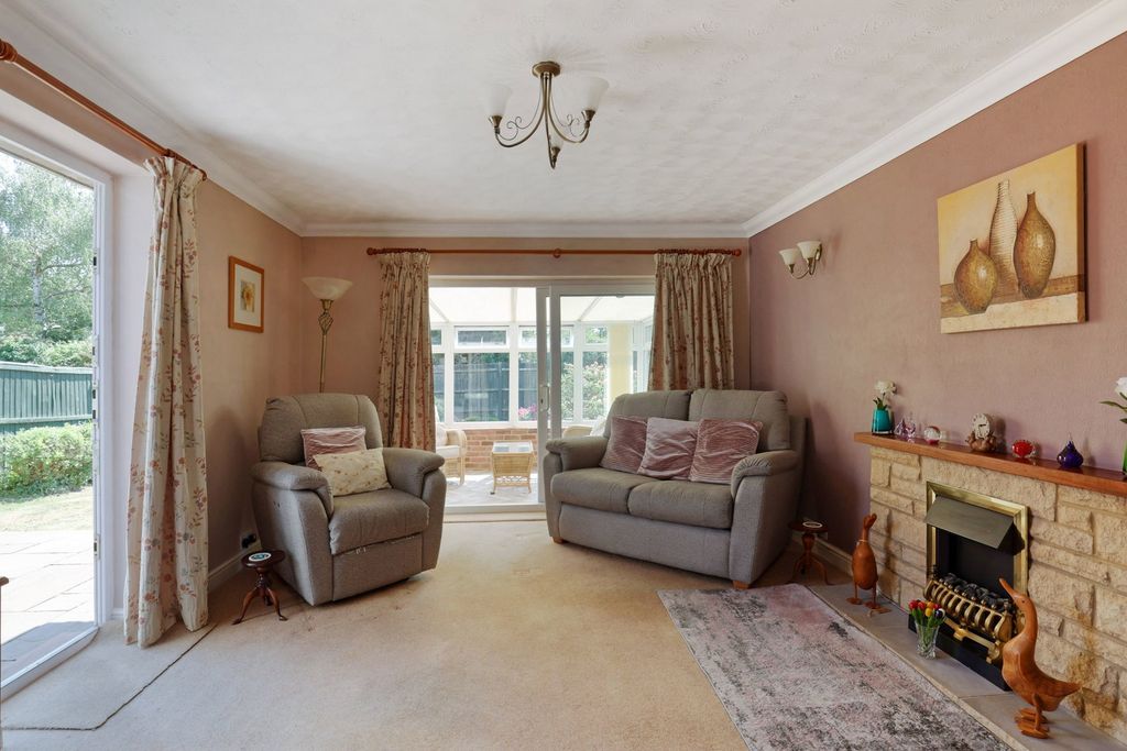 Property photo 2 of 18