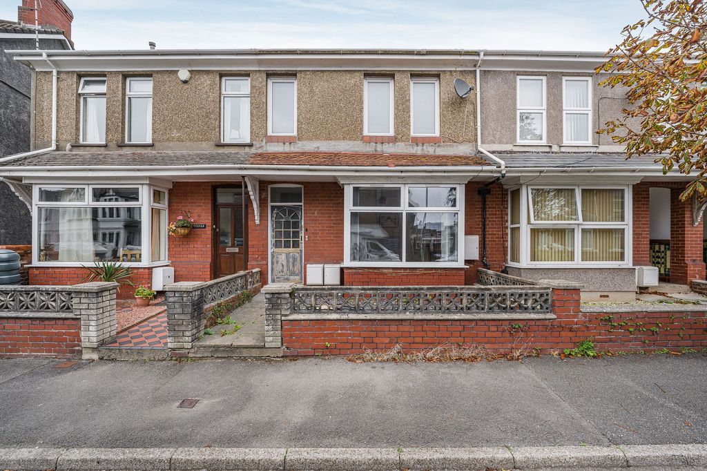 Property photo 1 of 23