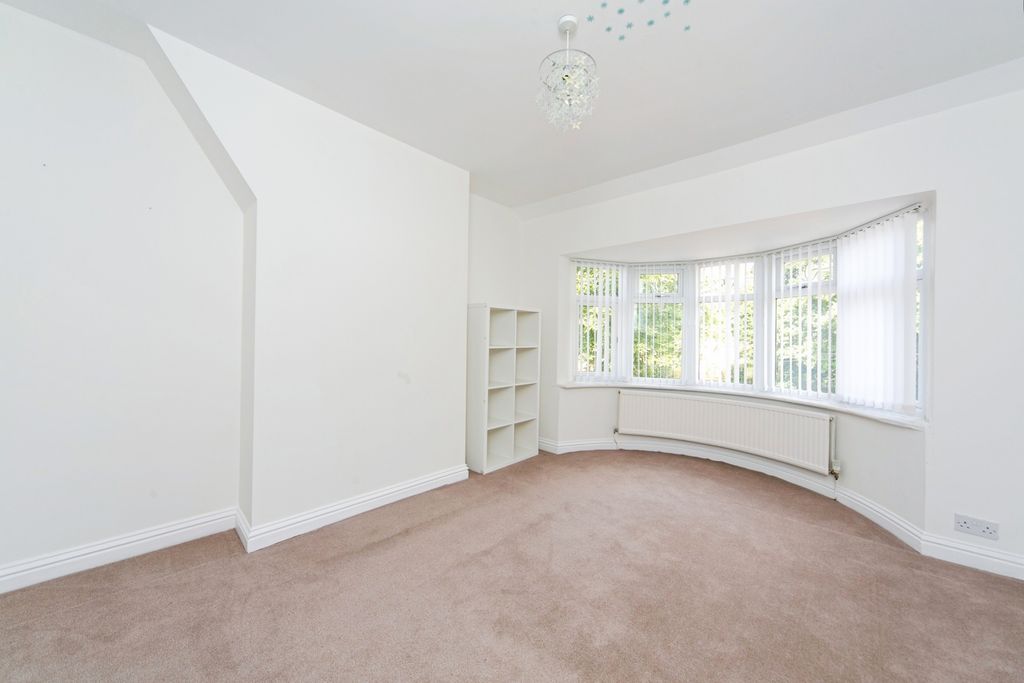 Property photo 2 of 18 Photo