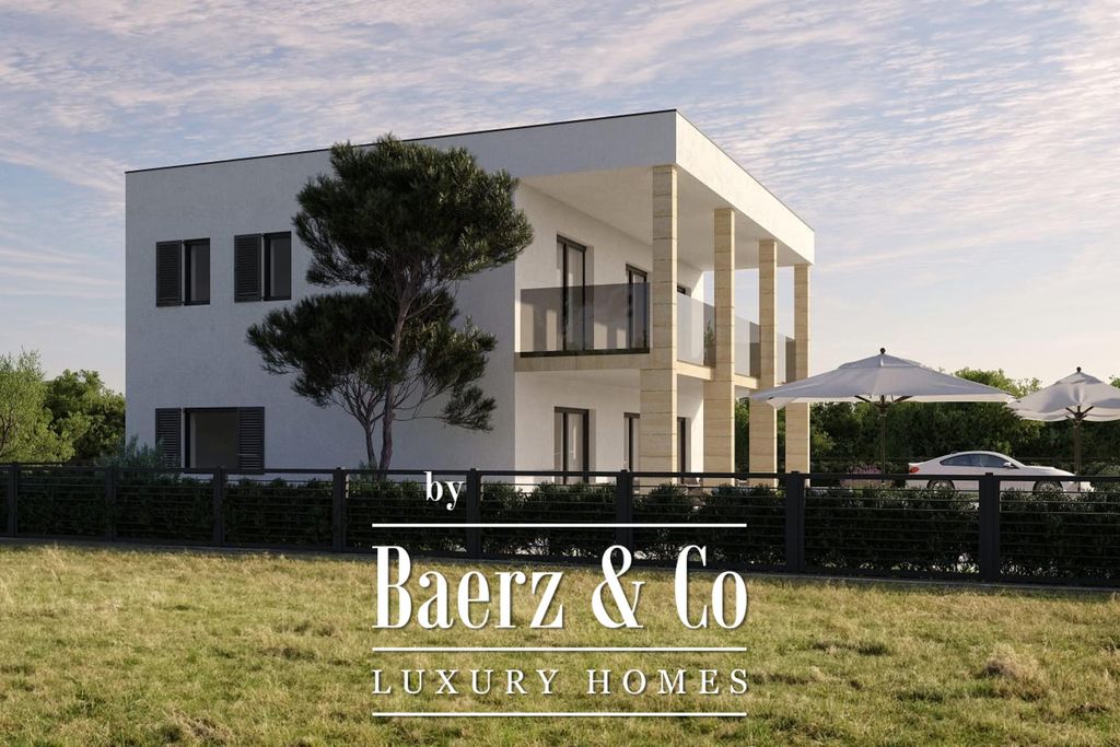 Property photo 2 of 35