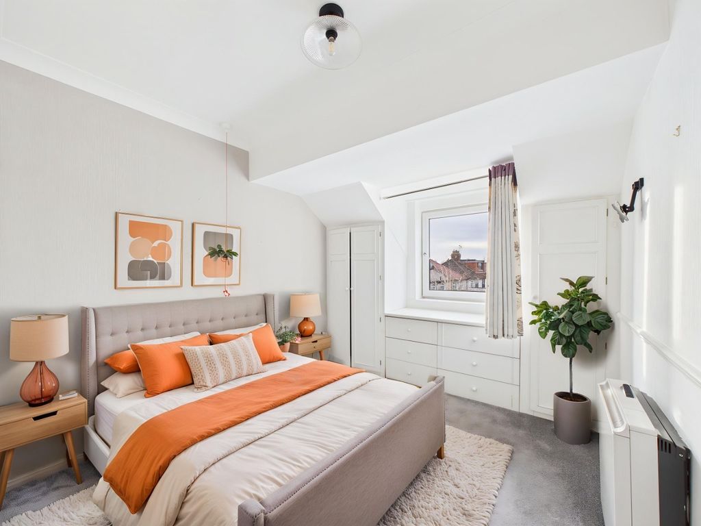 Property photo 2 of 13 4737575