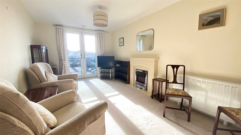 Property photo 1 of 19
