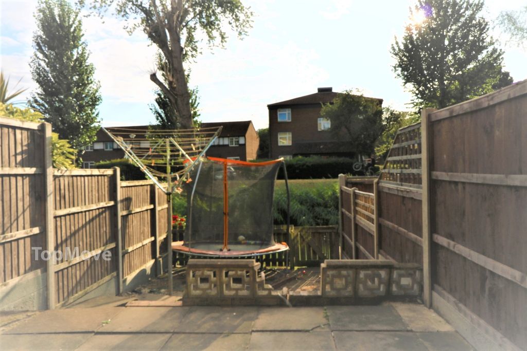 Property photo 3 of 13 Photo 2