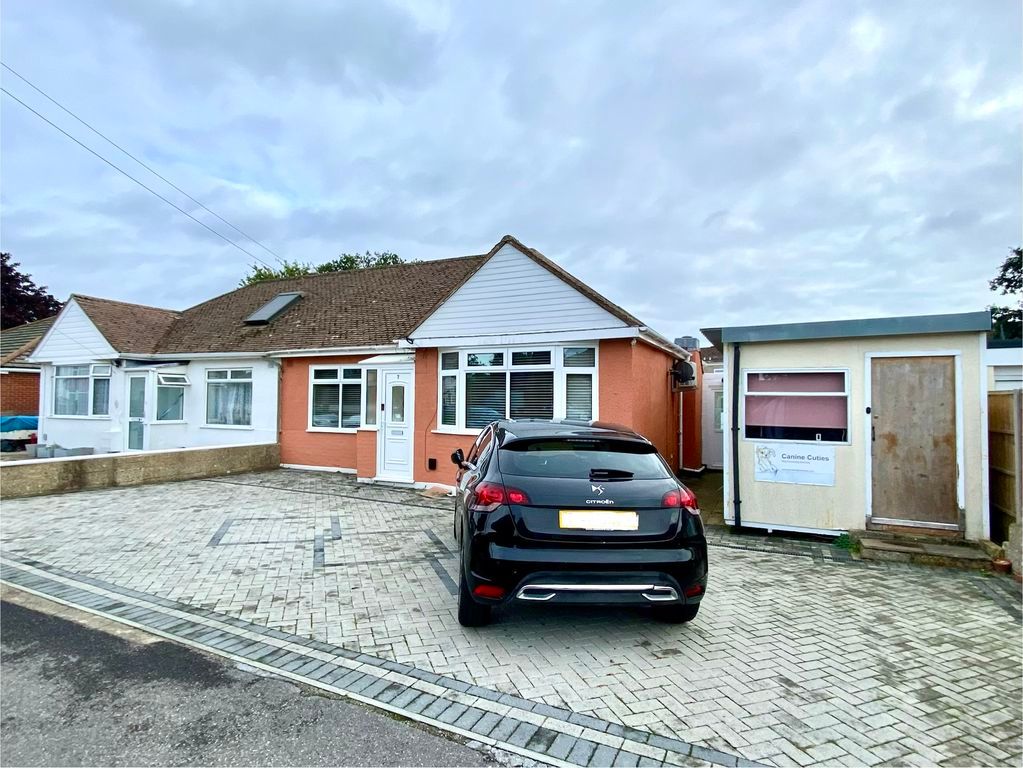 Property photo 1 of 16 Front