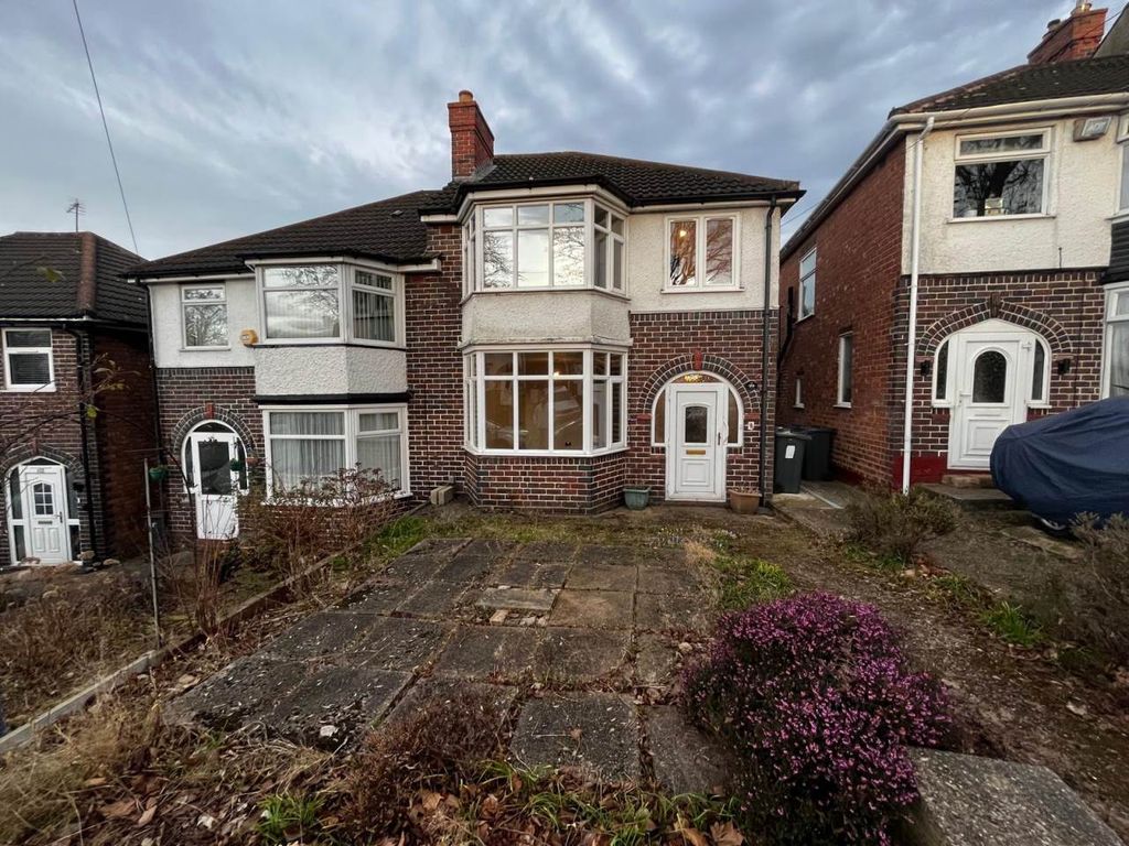 Property photo 1 of 13 Front